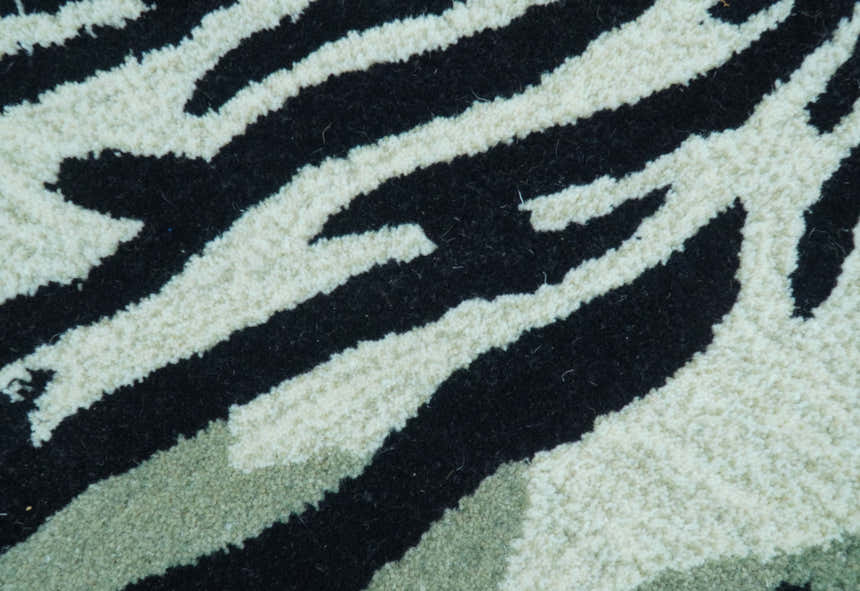 Hand Tufted Black And White Animal Tiger 2x6 Wool Area Rug