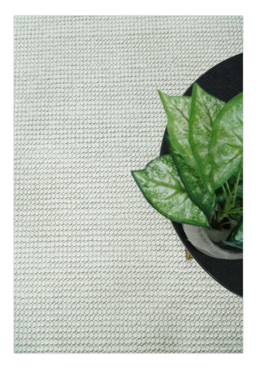 Contemporary Solid Design Ivory Handwoven Wool Area Rug