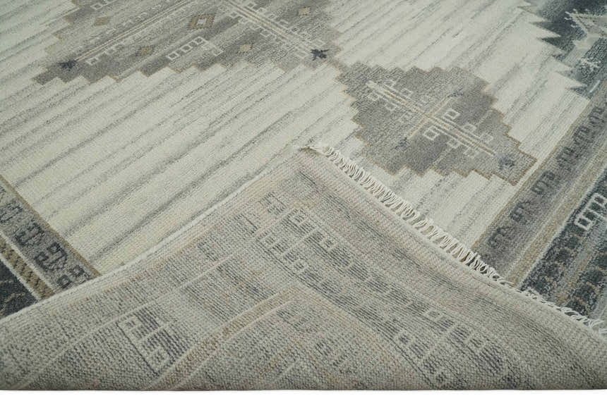 Natural Wool Hand Knotted Ivory and Gray Traditional Multi size wool Area Rug, Kids, Living Room and Bedroom Rug