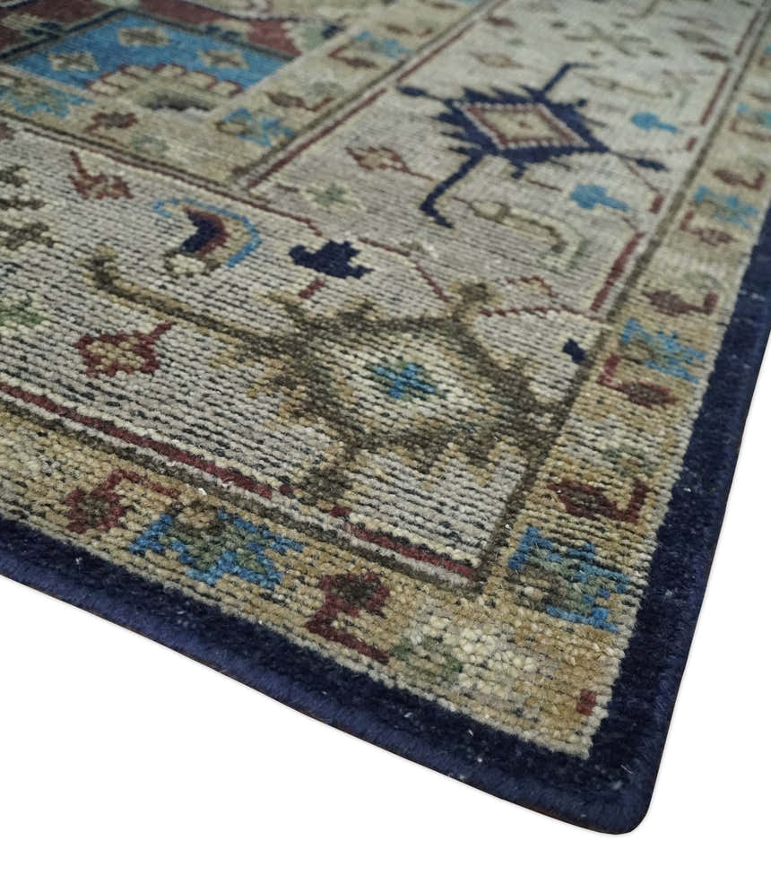 8x10 Antique look Brown, Beige and Blue Traditional Medallion wool Area Rug