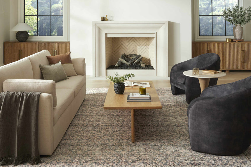 Collins Avenue III Vintage Damask Area Rug