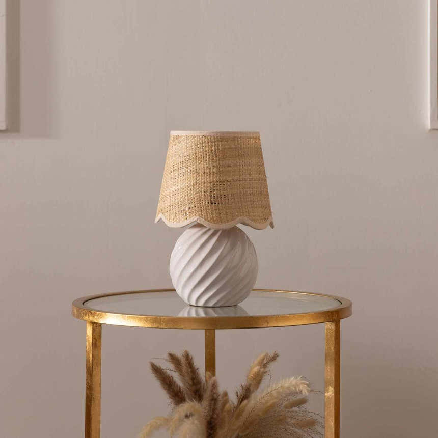 Coyahualco White Table Lamp