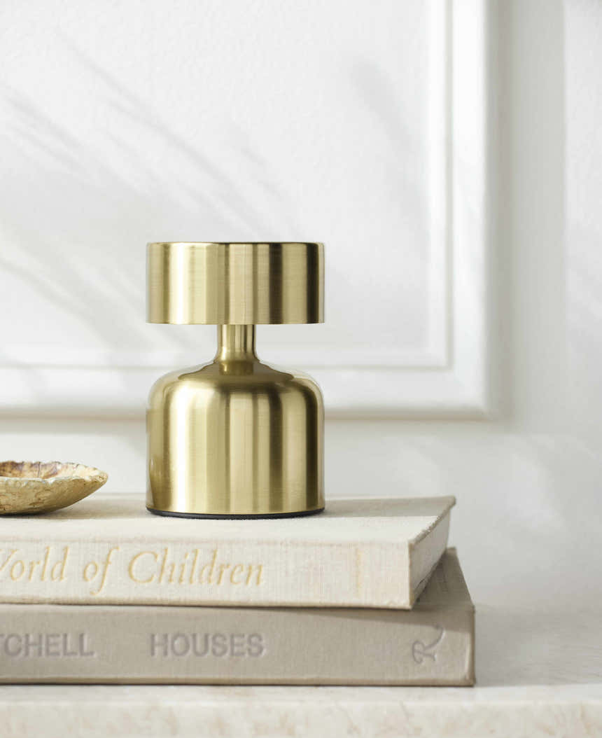 Domdidier Table Lamp