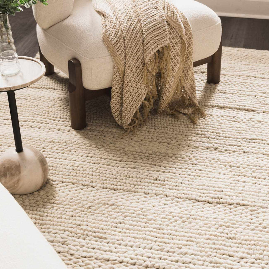 Hanlontown Premium Hand Woven Wool Area Rug