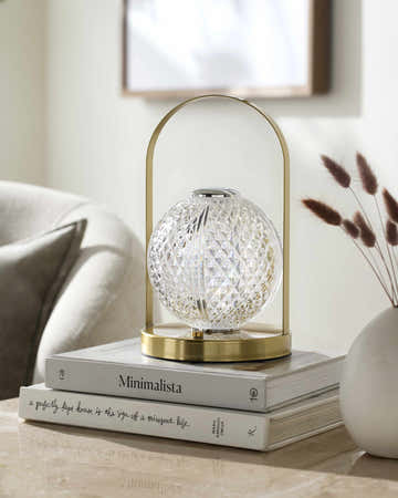 Abaetetuba Metallic - Brass Table Lamp