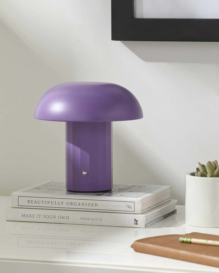 Kranenburg Purple Table Lamp