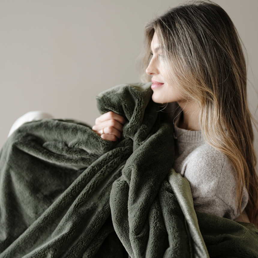 LUSH XL BLANKETS