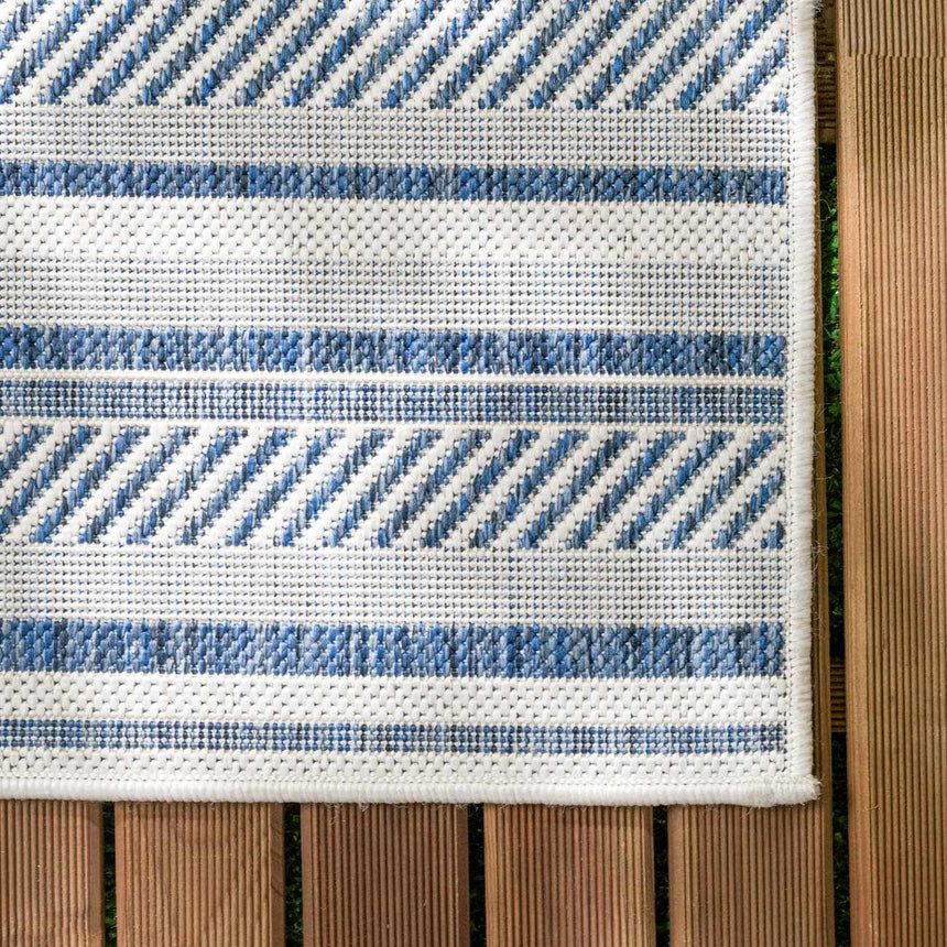 Olin White&Blue Striped Nordic Rug