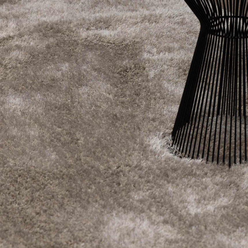 Sandbach Solid Light Gray Shag Rug