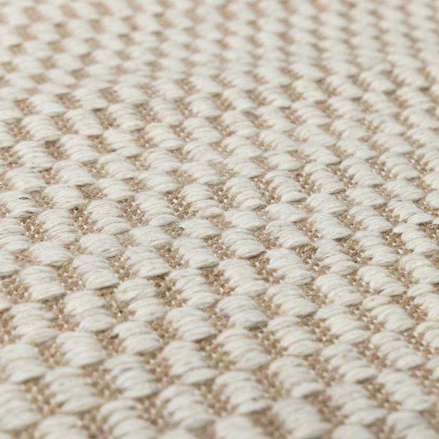 Ayers White & Beige Gambit Rug