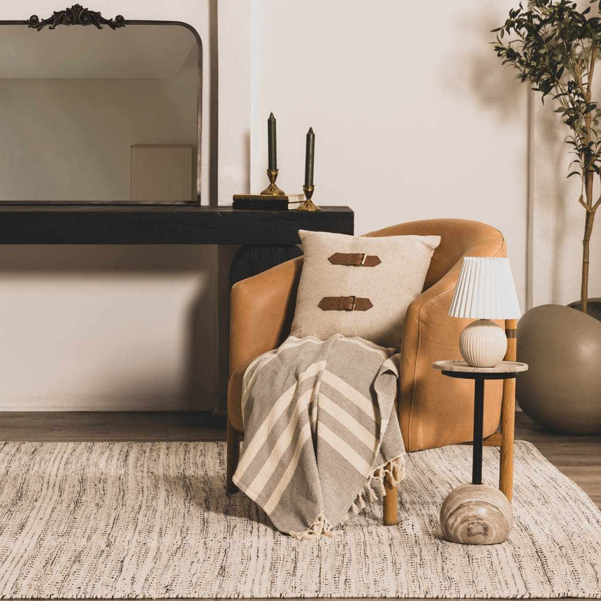 Shahrekord Cream Table Lamp