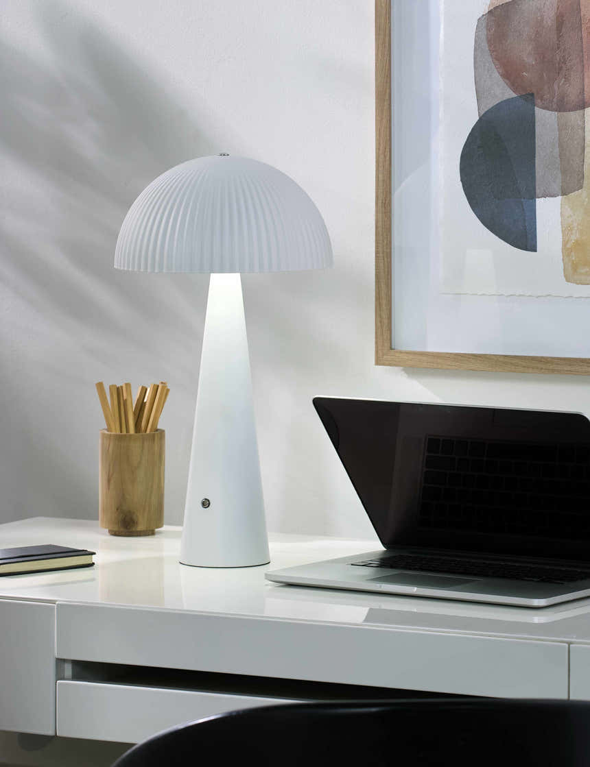 Scontrone White Table Lamp