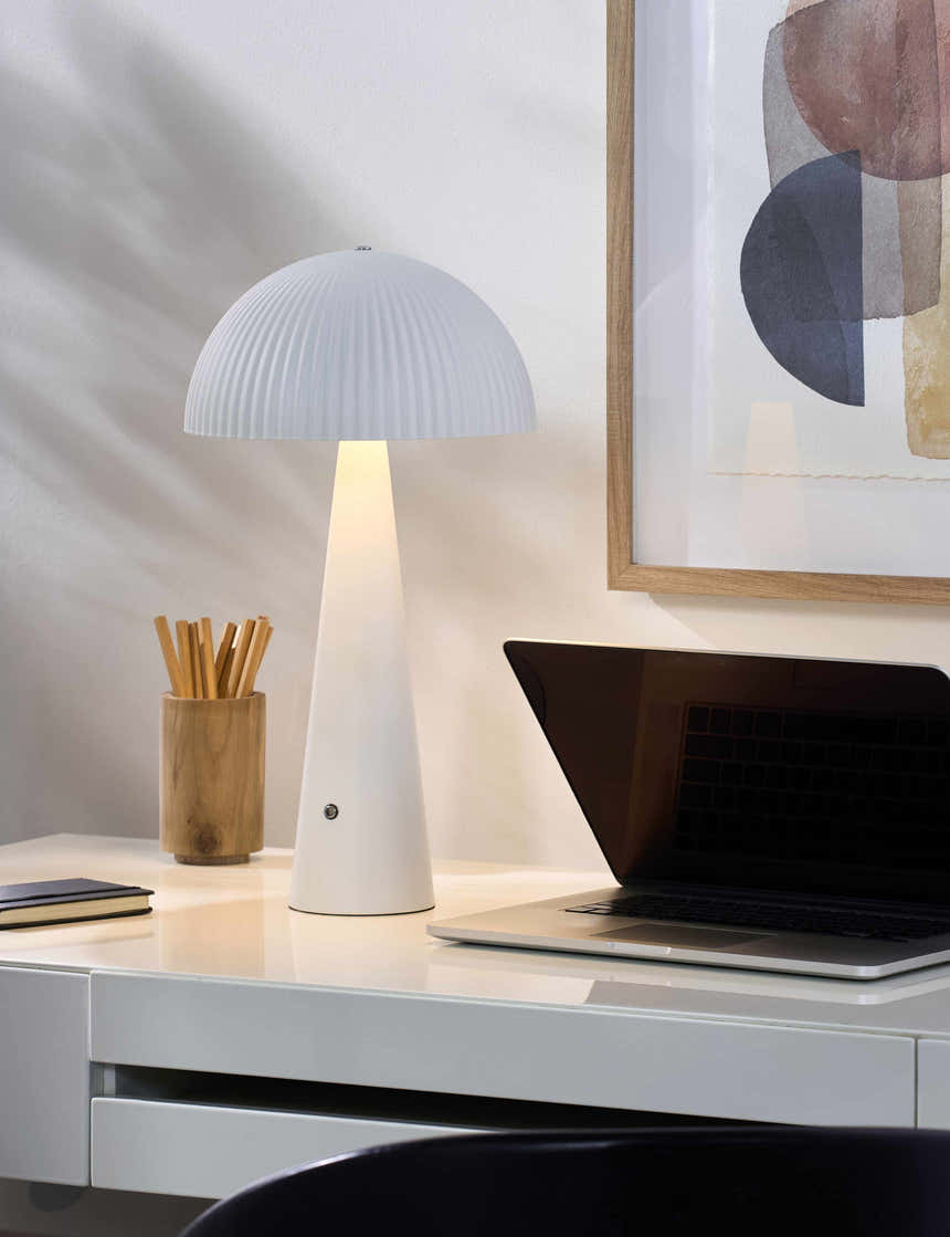 Scontrone White Table Lamp