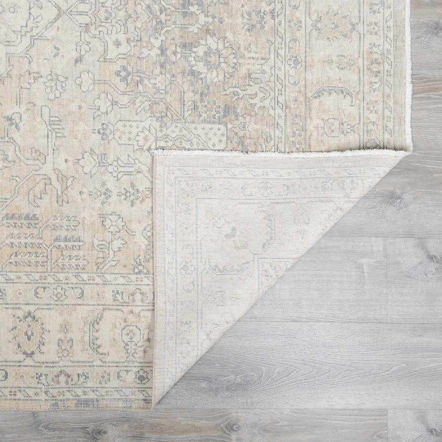 Nazli Traditional Wool Rug