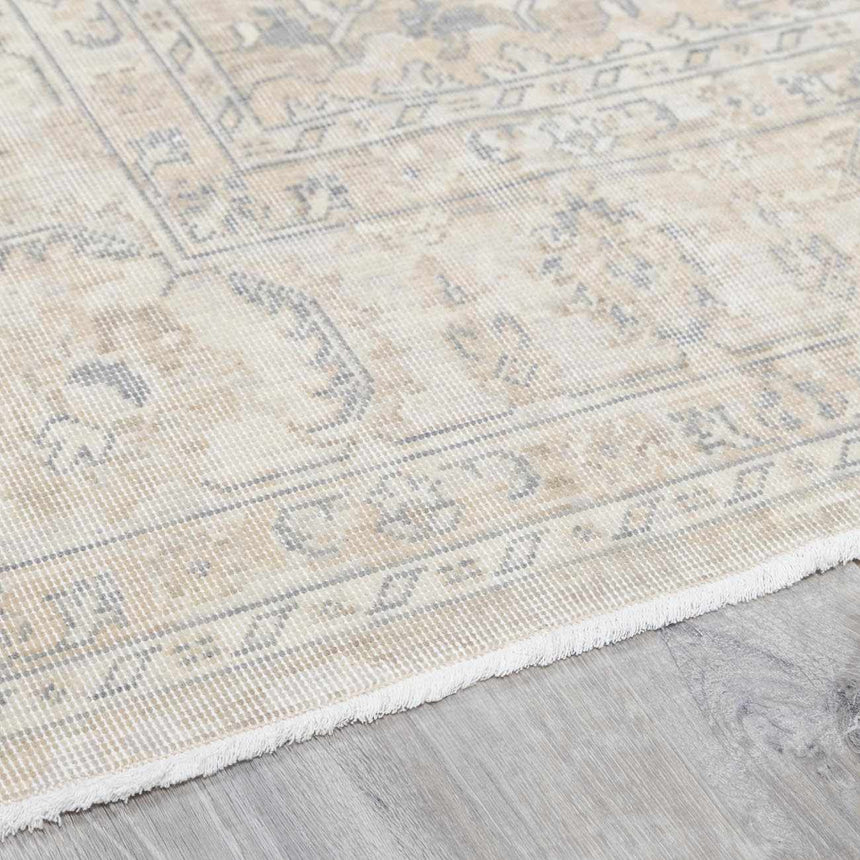 Nazli Traditional Wool Rug