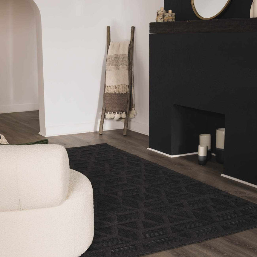 Nuri Black Outdoor Rug