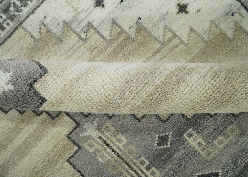 All Natural Wool Hand Knotted Gray , Beige and Ivory Traditional Heriz Serapi Multi Size wool Area Rug, Kids, Living Room and Bedroom Rug