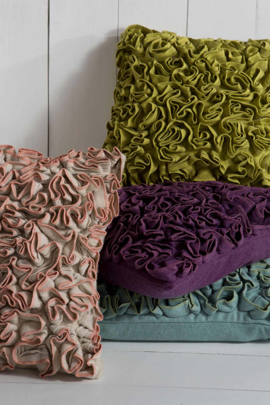 Tugun Throw Pillow - Clearance