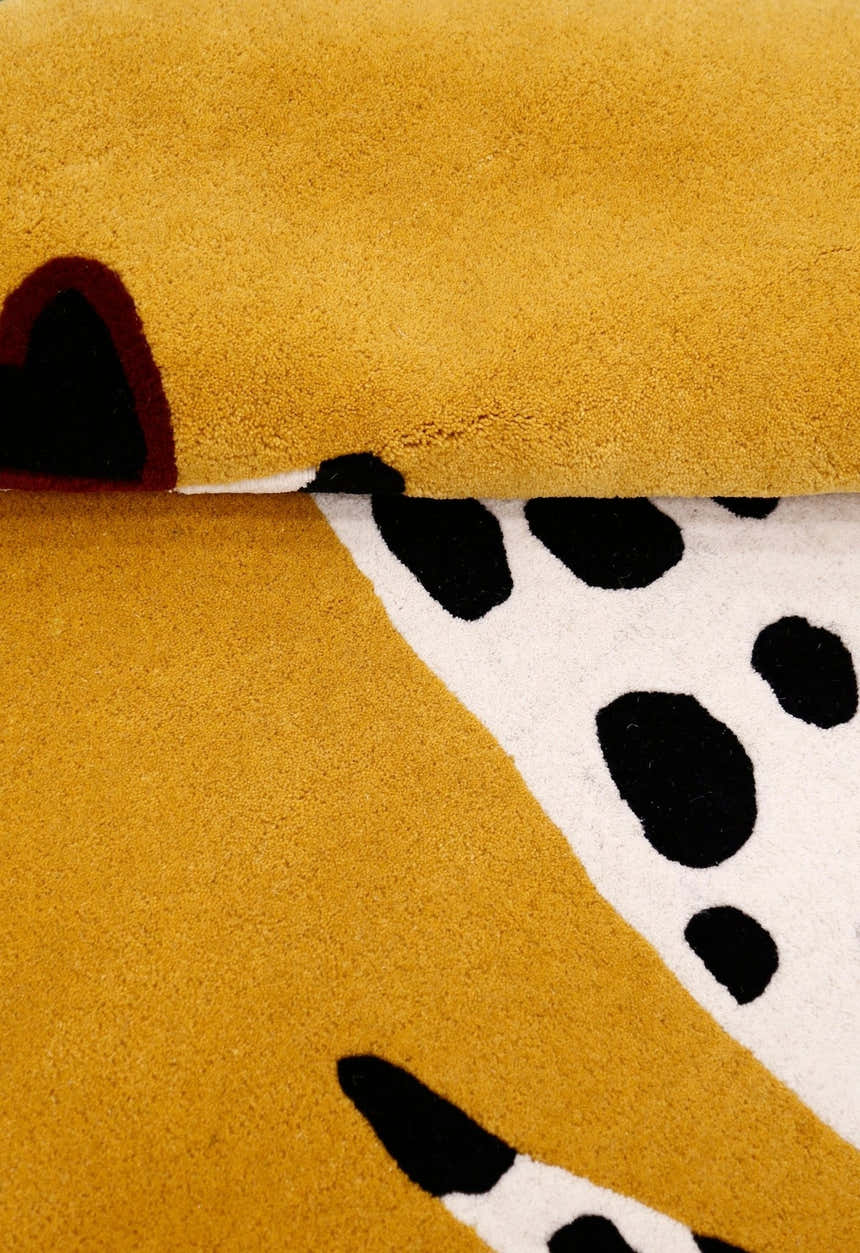 Gold And Black Shady Dalmatian Hand Tufted 4x4 Wool Rug