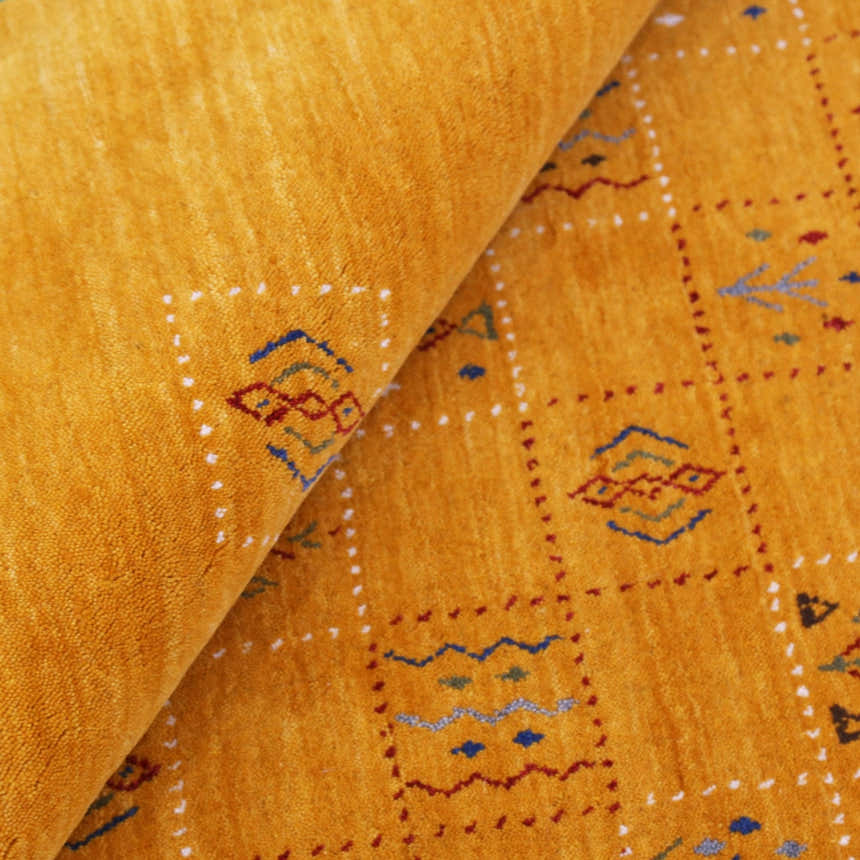 Gold Center Pattern Hand Loomed Wool Area Rug