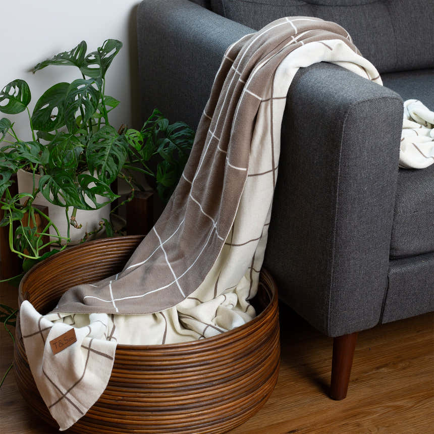 100% Cotton Knitted Throw - Grid in Latte and Cream