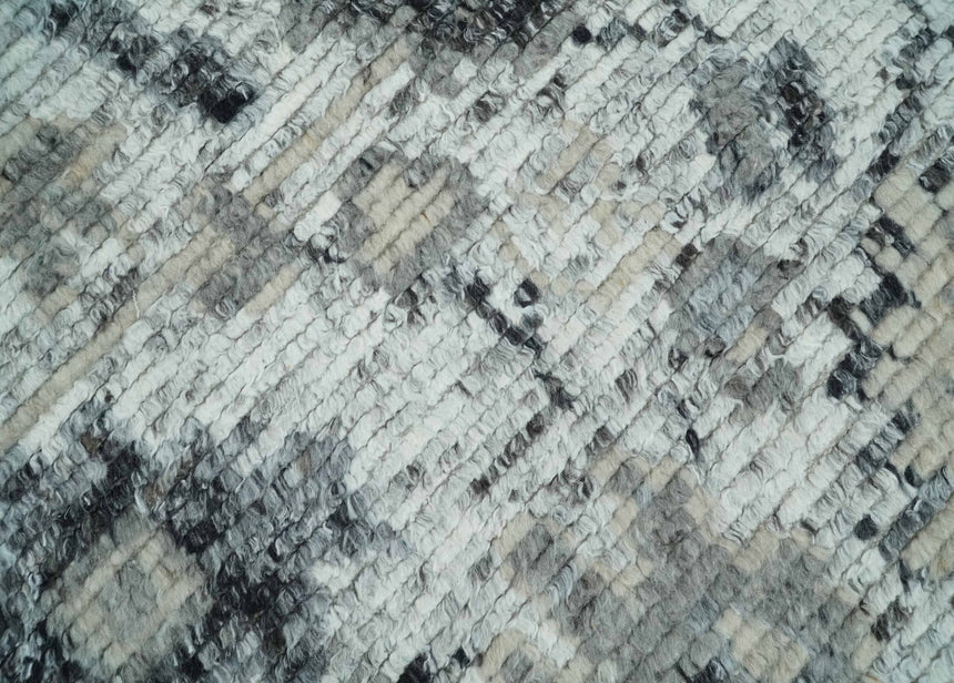 Hand Knotted Ivory, Silver and Beige Traditional Made with Blended Wool Multi Size Rug