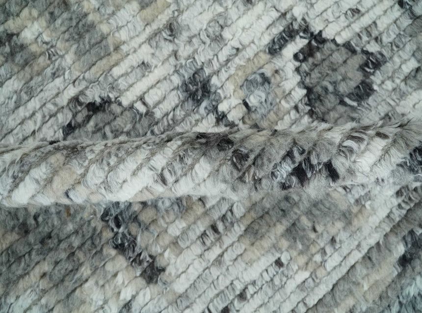 Hand Knotted Ivory, Silver and Beige Traditional Made with Blended Wool Multi Size Rug