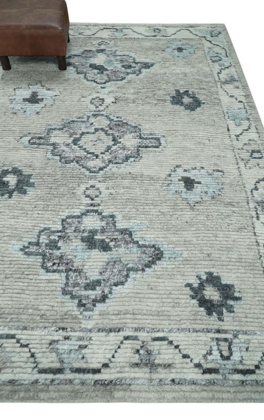 Hand Knotted Silver and Charcoal Traditional with Blended Custom Made Wool Rug