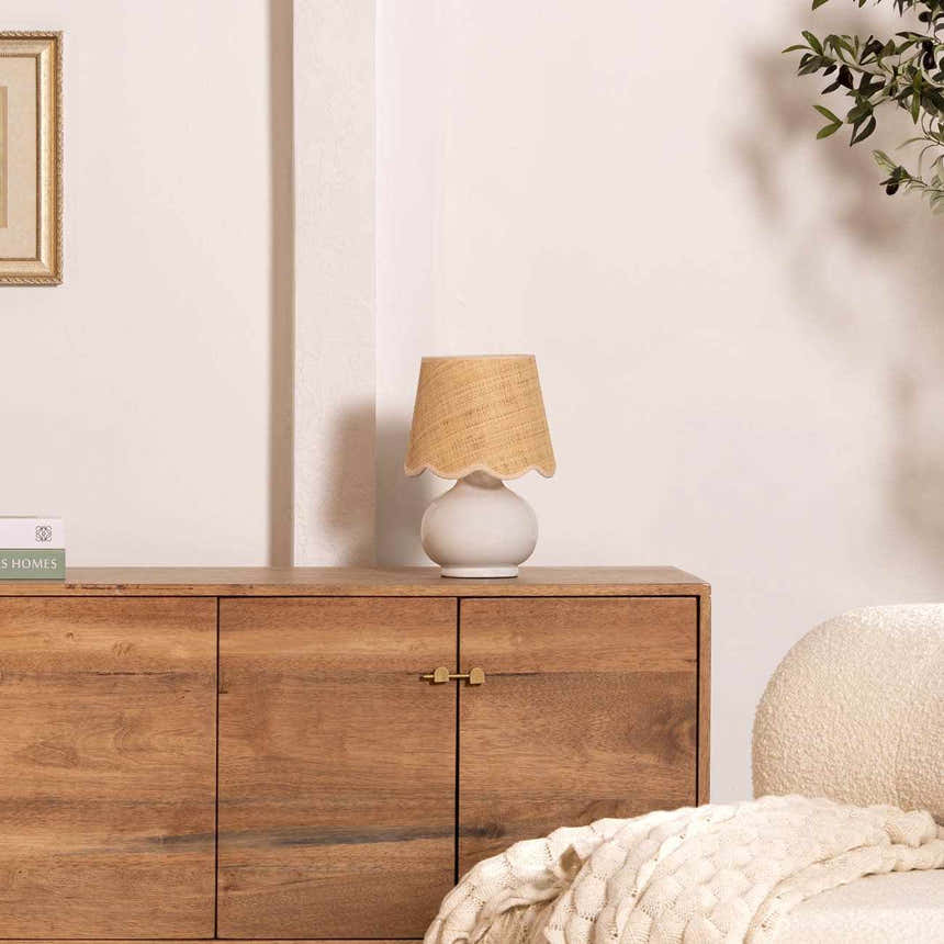 Logale White Solid Ceramic Table Lamp