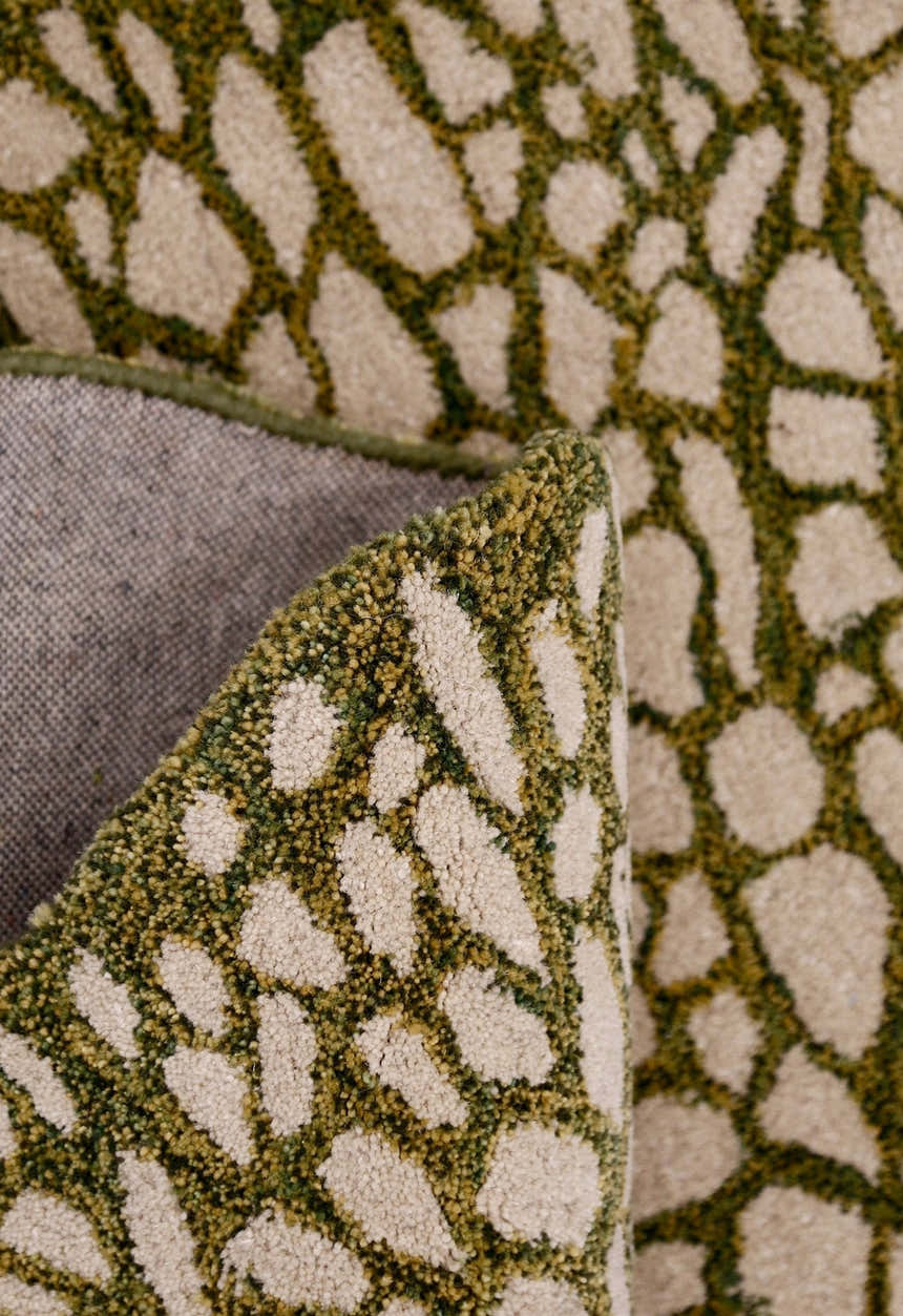 Lotus Lace Green Hand Tufted Wool Area Rug
