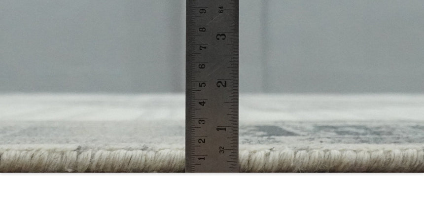 Natural Wool Hand Knotted Ivory and Gray Traditional Multi size wool Area Rug, Kids, Living Room and Bedroom Rug