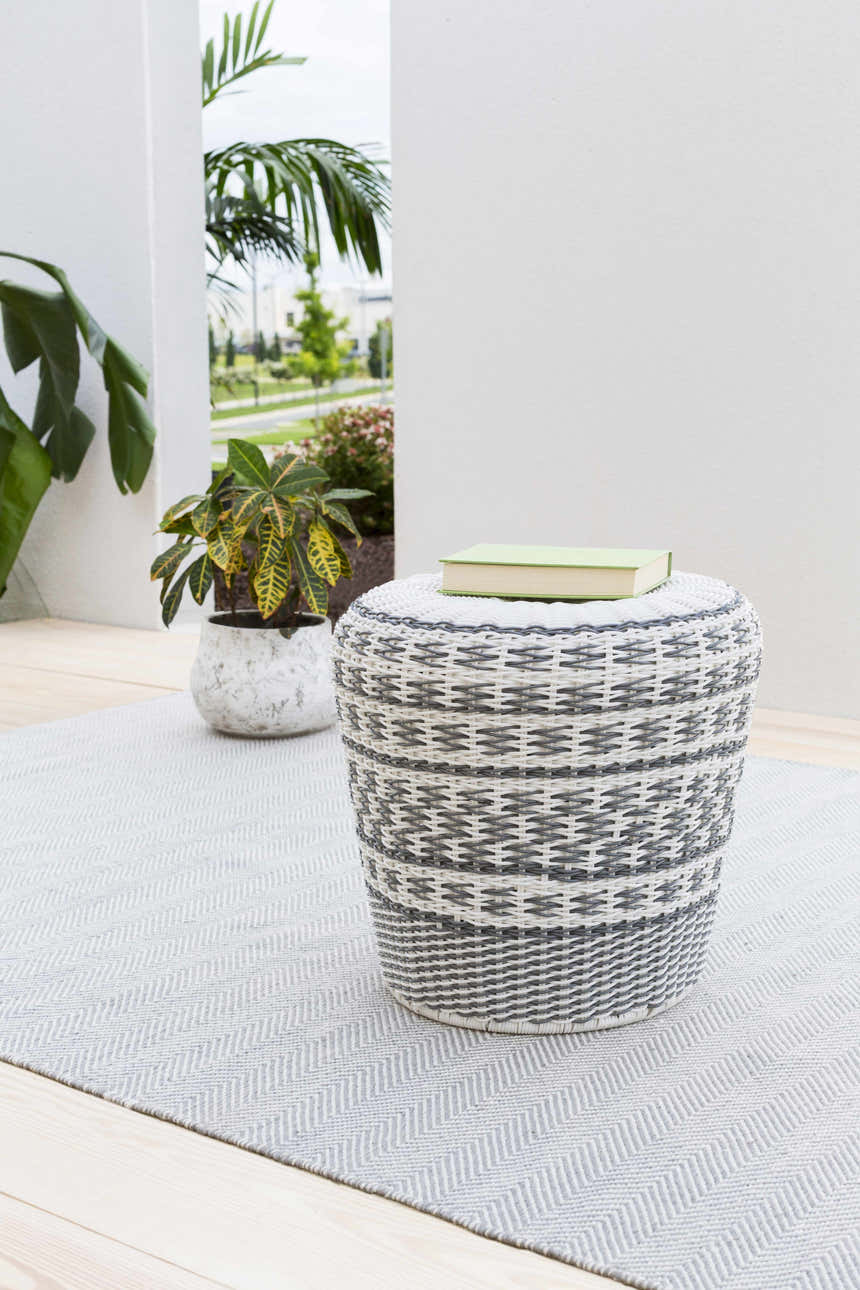 Villafrati End Table