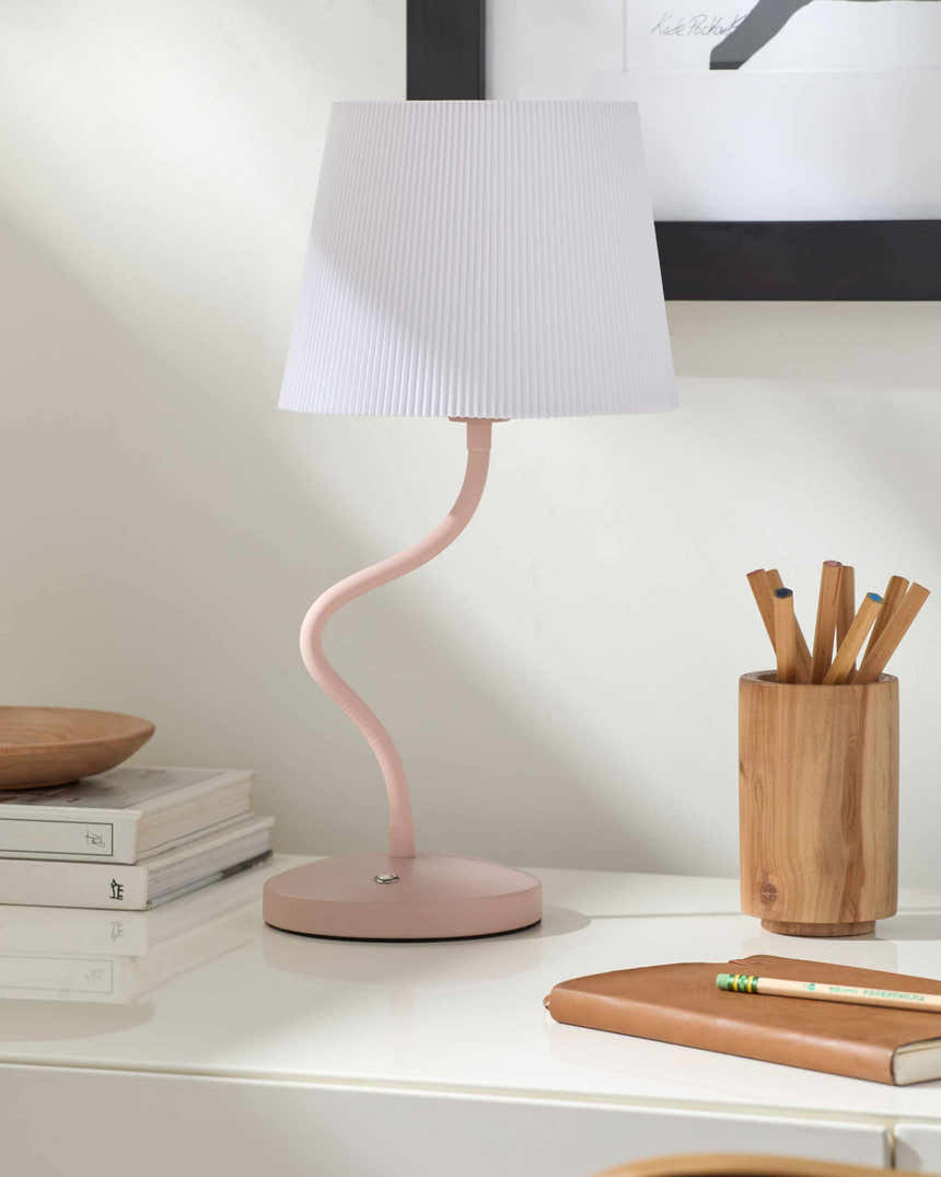 Pachiquita White Table Lamp