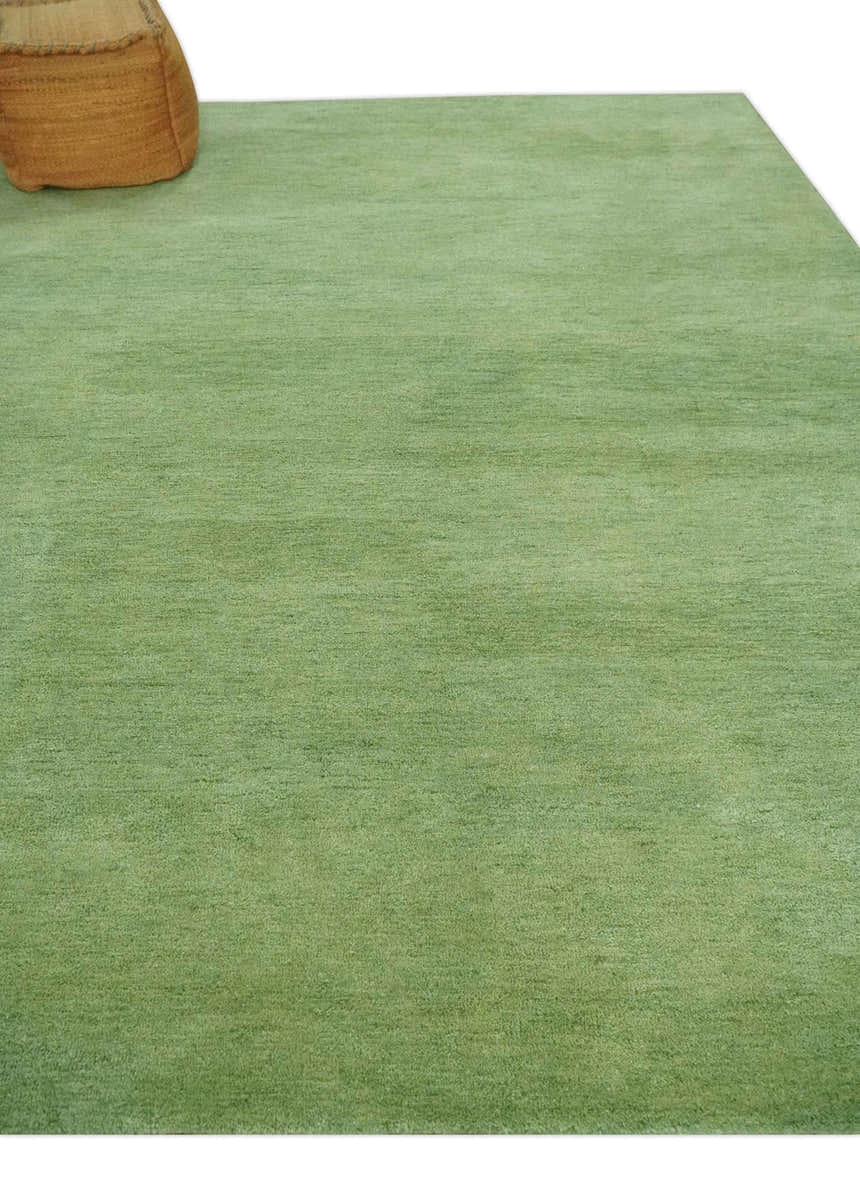 Custom Made solid Green Woolen Hand Tufted contemporary area Rug