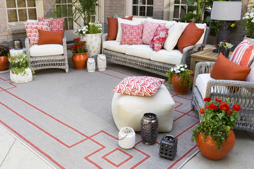 Bigaan Outdoor Throw Pillow