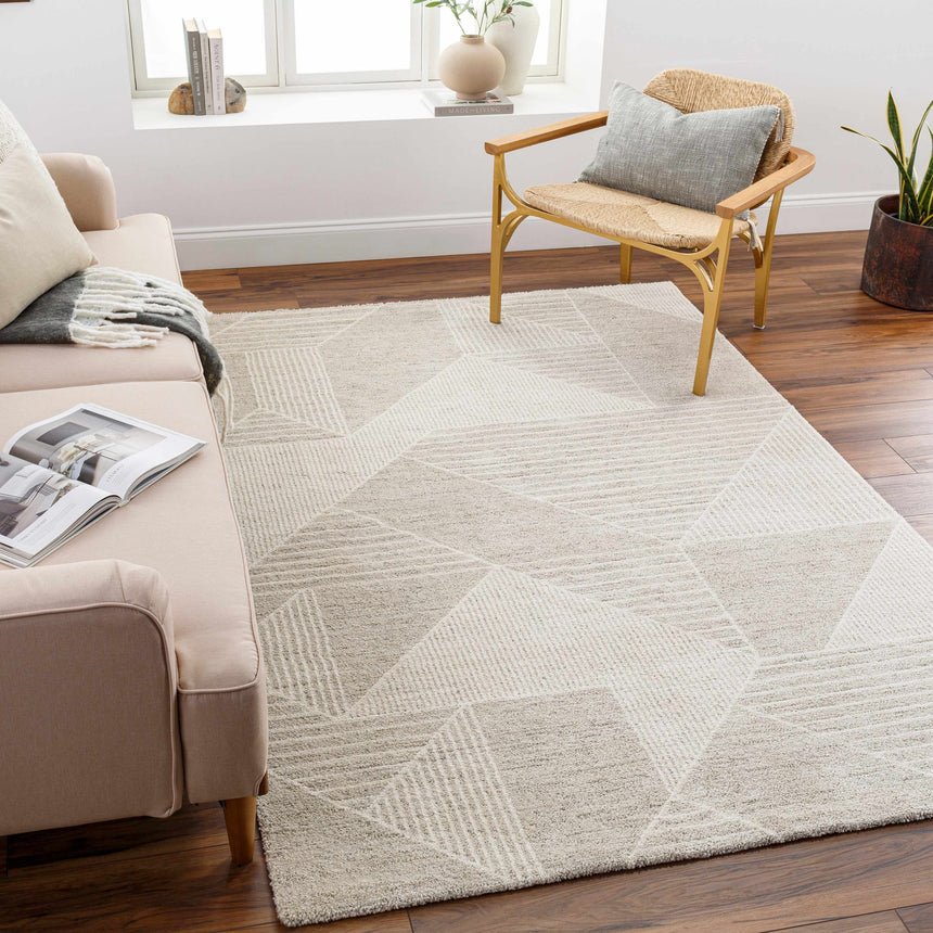 Almas Luxe Rug