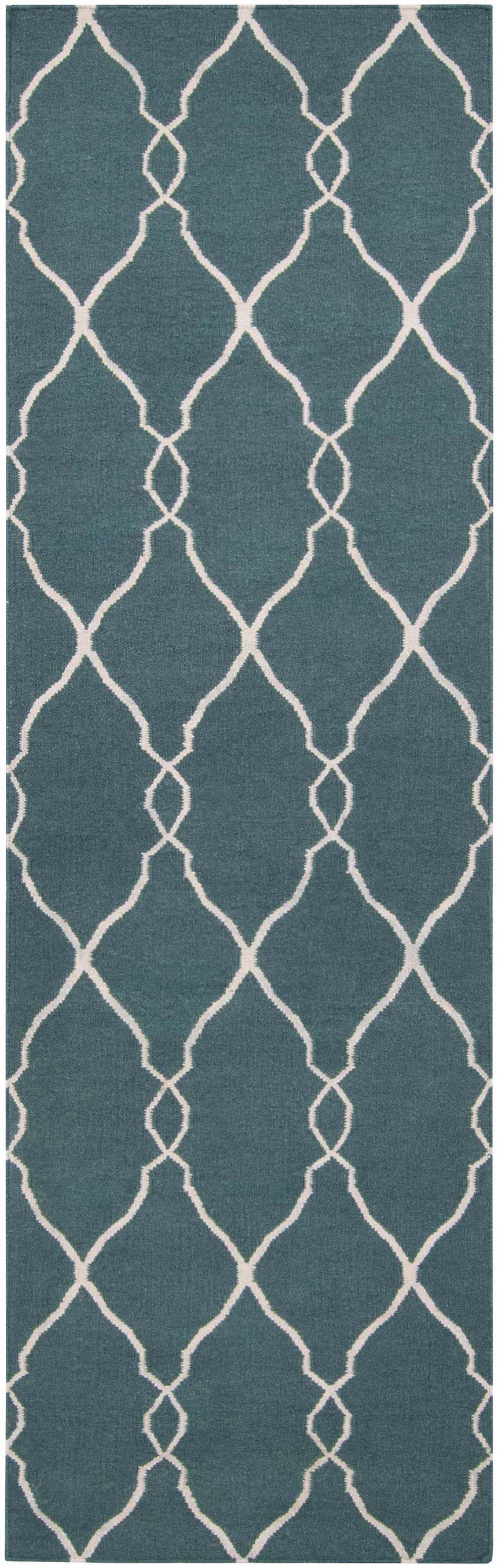 Close-up of the Allenspark Area Rug. Hand-woven wool rug in light beige and medium gray with an Ogee pattern. Design-Runner-268