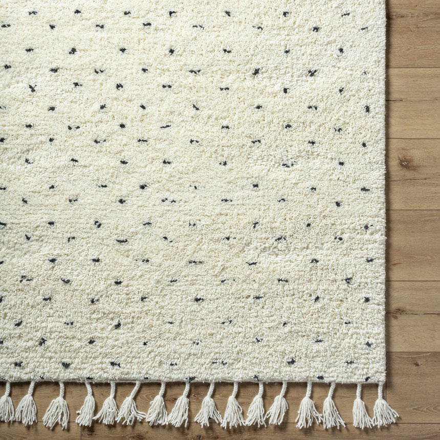 Yuuna Area Rug