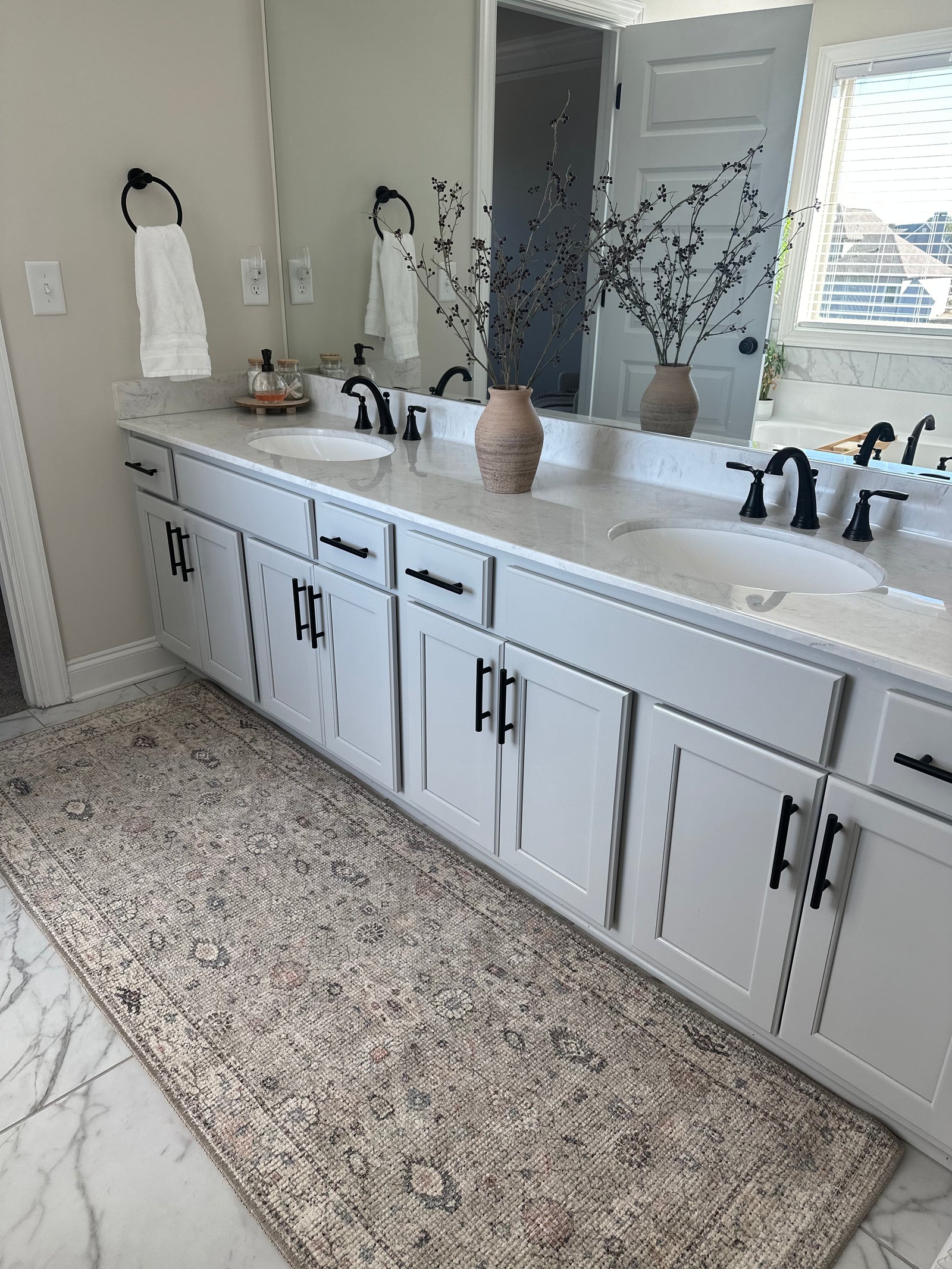 Transform Your Space: Small Bathroom Rug Ideas for a Stylish Upgrade