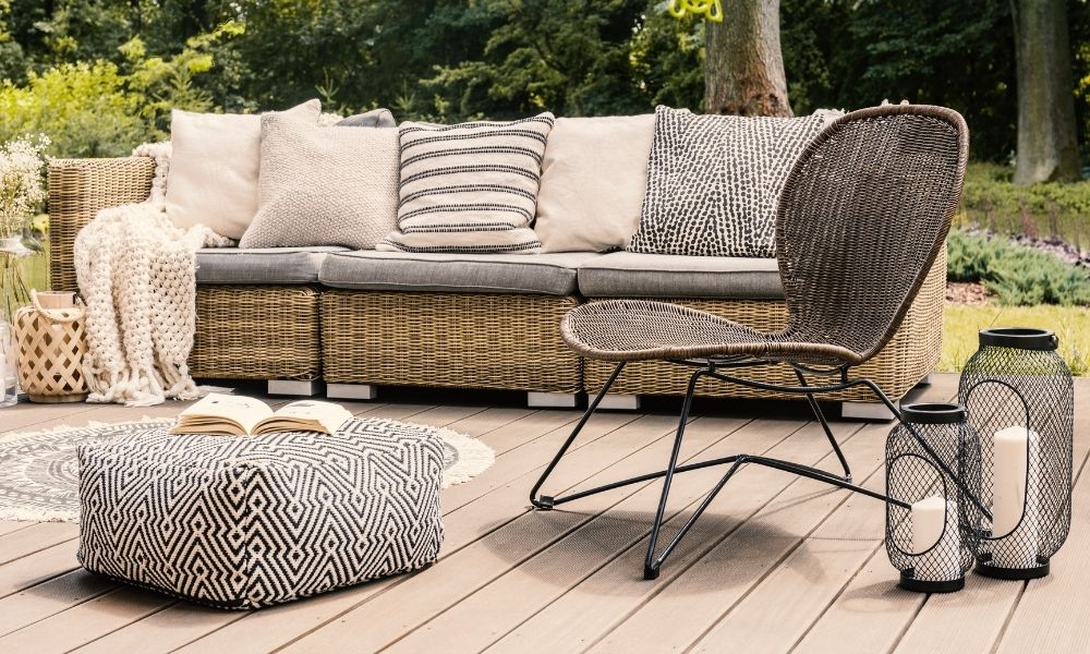 12 Ways To Cozy Up Outdoor Spaces