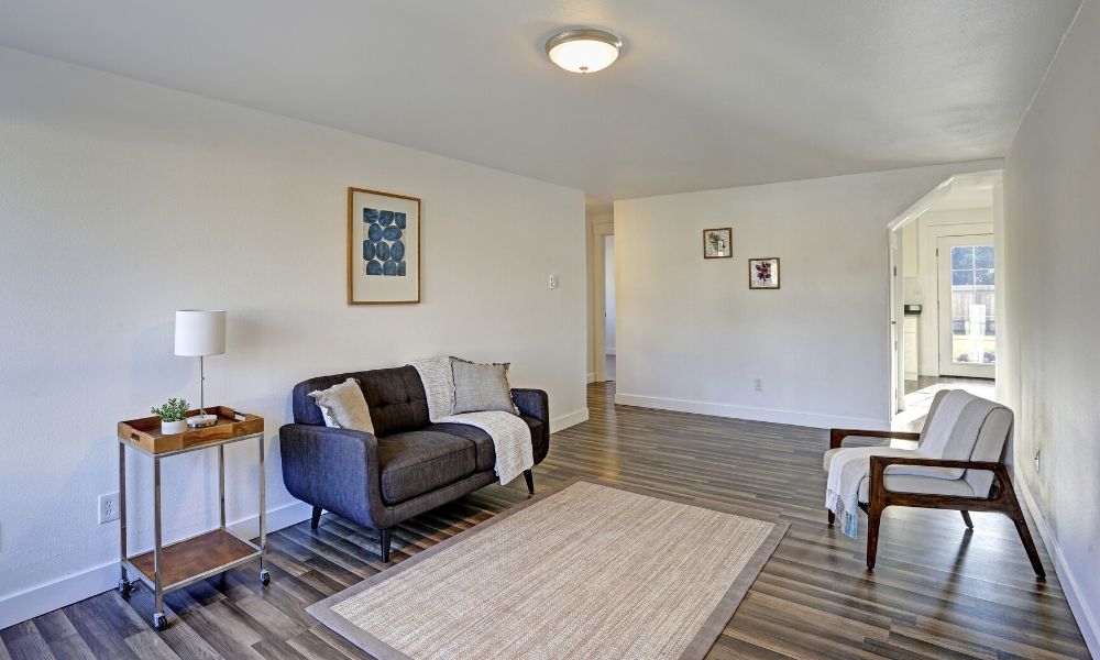 Machine-Woven vs. Handmade Area Rugs