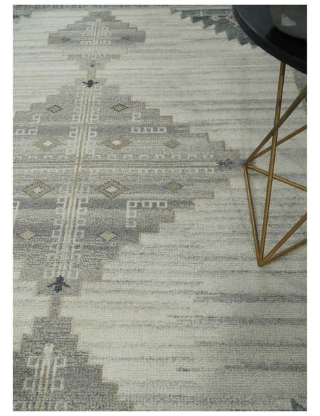 Natural Wool Hand Knotted Ivory and Gray Traditional Multi size wool Area Rug, Kids, Living Room and Bedroom Rug