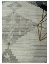 Natural Wool Hand Knotted Ivory and Gray Traditional Multi size wool Area Rug, Kids, Living Room and Bedroom Rug