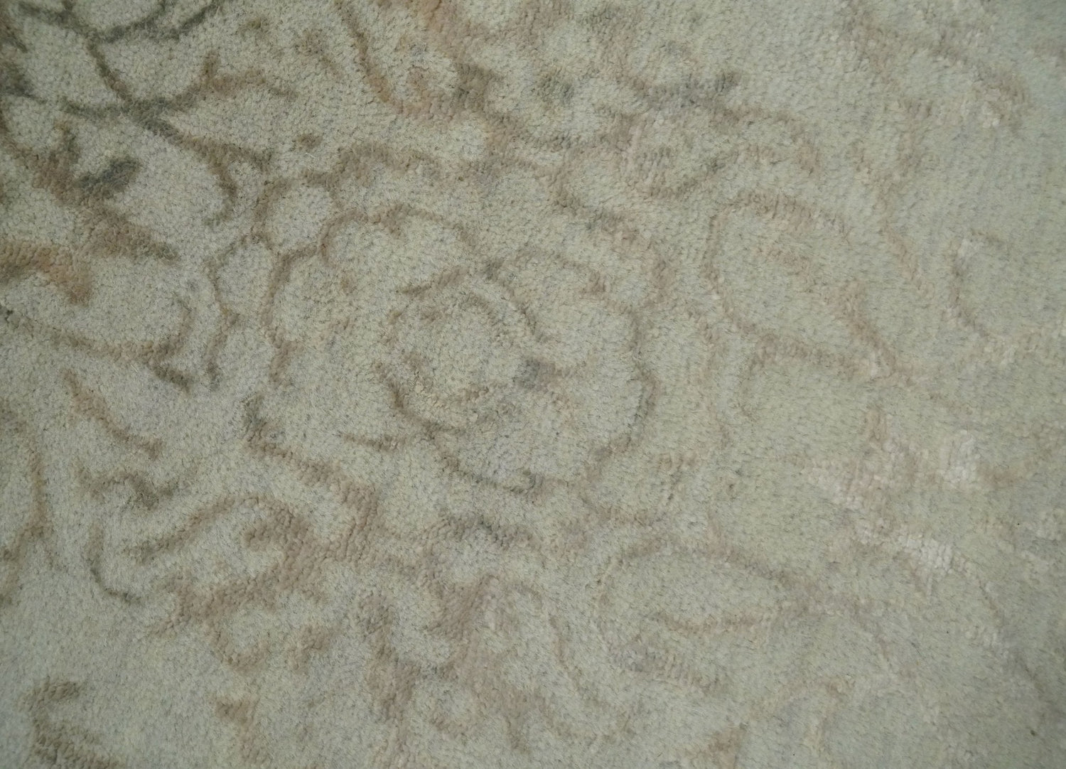 5x7 Fine Hand Knotted Beige and Brown Traditional Vintage Persian Style Antique Wool and Silk Rug | AGR50