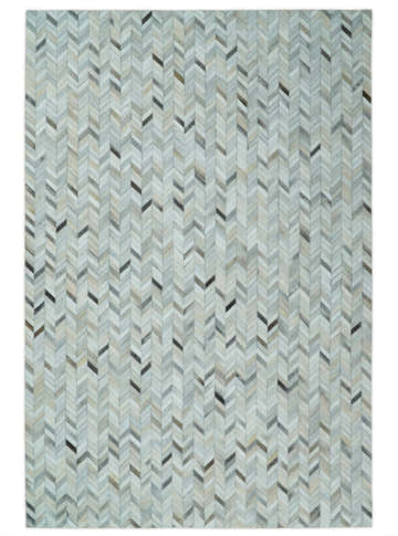 Modern Chevron Design Ivory and Silver Handmade Area Rug