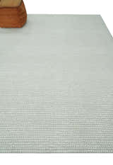 Contemporary Solid Design Ivory Handwoven Wool Area Rug