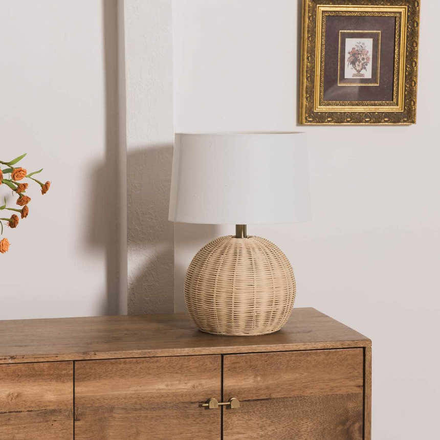 Cicacalco Table Lamp