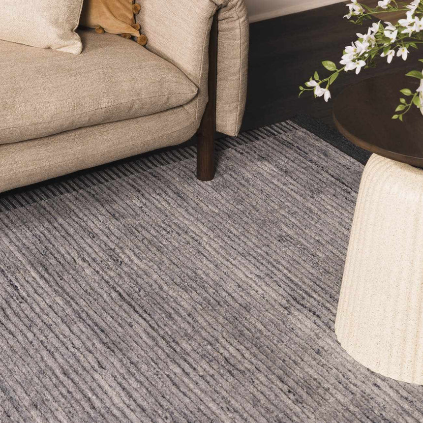 Creda Luxe Navy Hand Knotted Area Rug