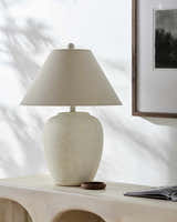 Dichiseni Table Lamp