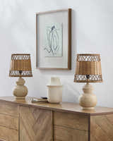 Dongobesh Rattan Brown Resin Table Lamp